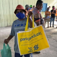 300420-entrega-sacolas-Secretaria-Obras-Torres-3